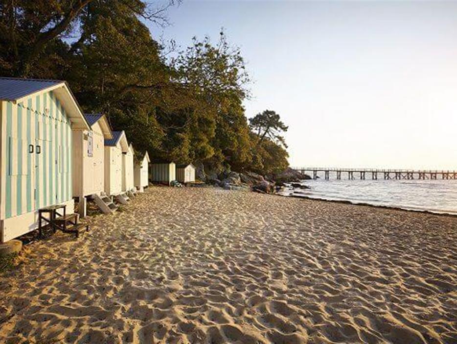 Visit Noirmoutier island close to campsite La Pomme de Pin at St Hilaire de Riez - Camping pomme de pin