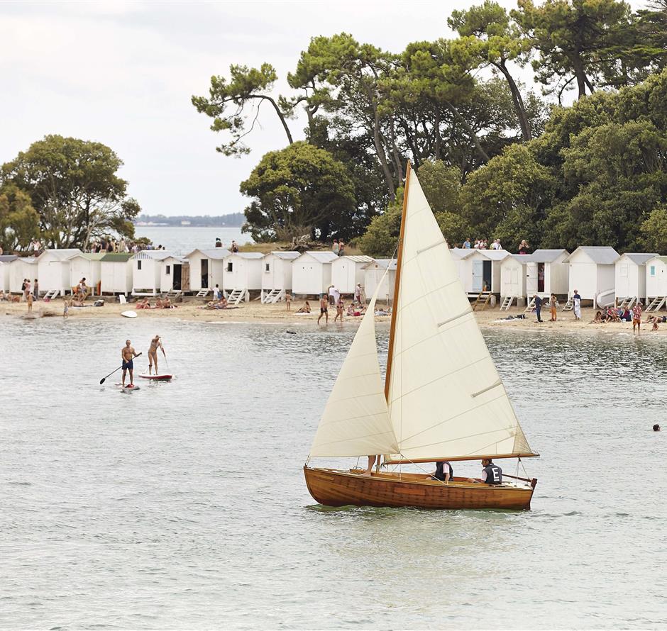 Visit Noirmoutier island close to campsite La Pomme de Pin at St Hilaire de Riez - Camping pomme de pin