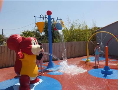 Holidays at the campsite La Pomme de Pin - St Hilaire de Riez