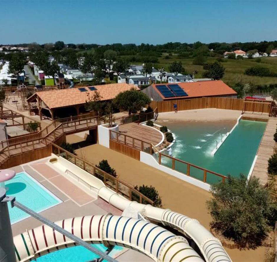 Water space 4-star campsite La Pomme de Pin in Saint Hilaire de Riez Vendée - Camping pomme de pin