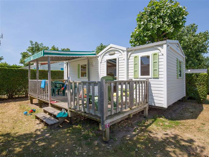 Cottage 4 star campsite La Pomme de Pin in Saint Hilaire de Riez in Vendée