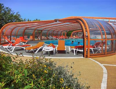 beheiztes Hallenbad in Saint Hilaire de Riez