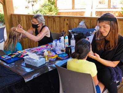 Kinder Make-up