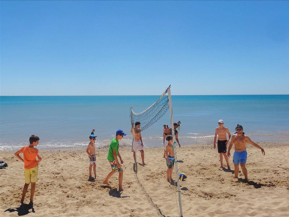 Beachvolleyballspiel in Saint Hilaire de Riez - Camping pomme de pin