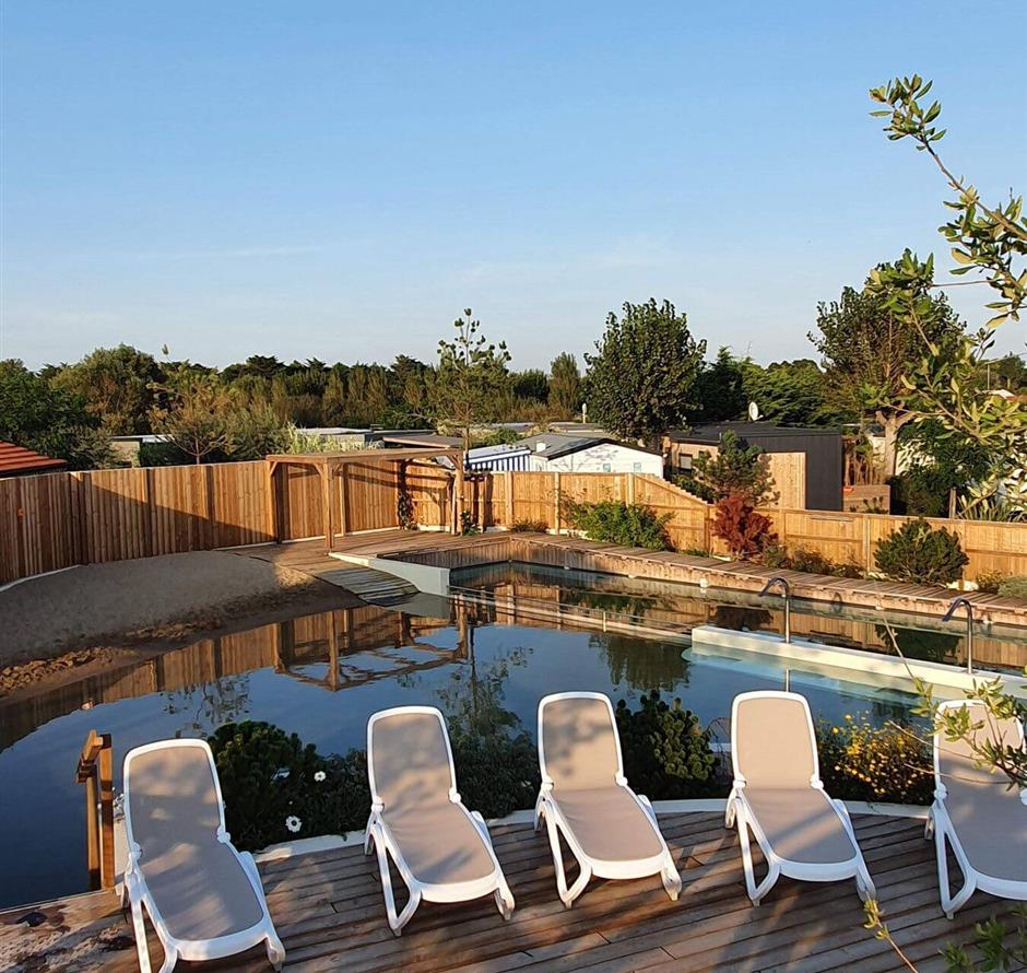 Entspannungsbereich mit Solarium in St. Hilaire de Riez - Camping pomme de pin