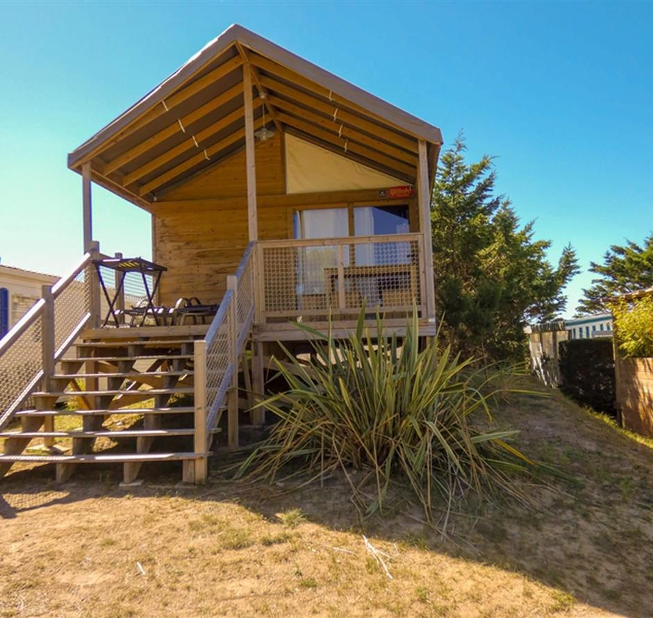 tent full equiped- seaside campsite- vendée- yelloh village - Camping pomme de pin