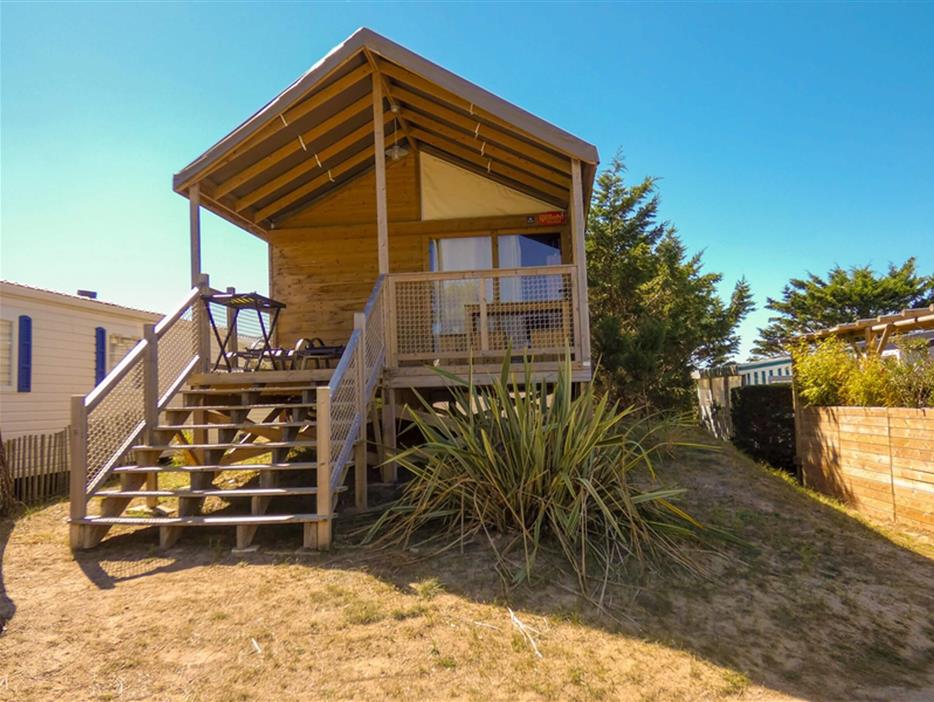 tent full equiped- seaside campsite- vendée- yelloh village - Camping pomme de pin