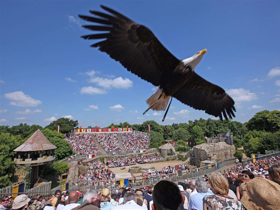 The Big park of the Puy du Fou close to the campsite La Pomme de Pin - Camping pomme de pin