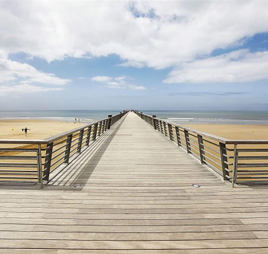 Seaside resort of St Jean de Monts close to the campsite la pomme de pin - Camping pomme de pin
