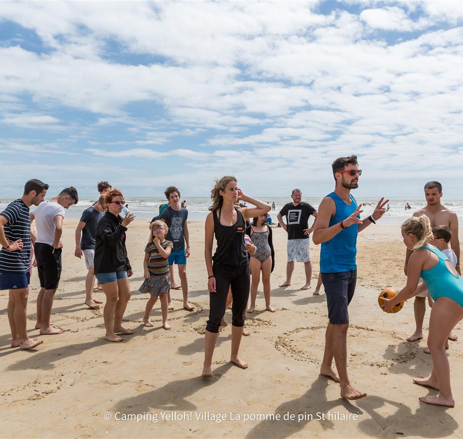 entertainments at yelloh village pomme de pin - Camping pomme de pin
