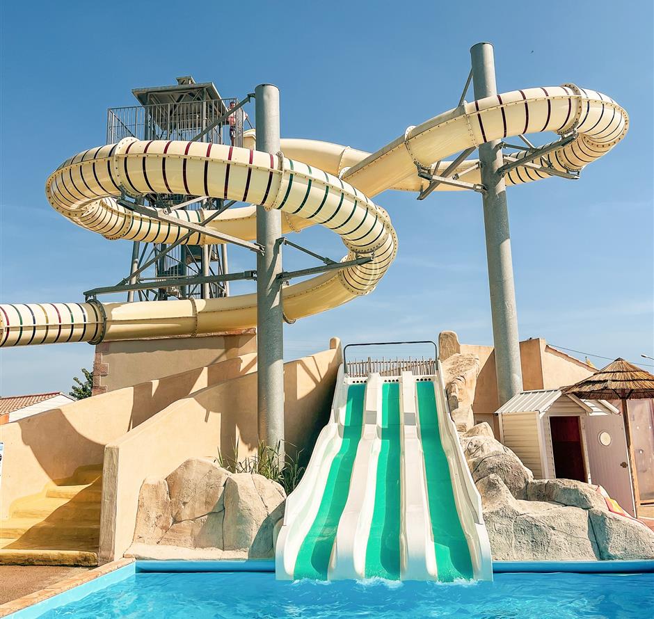 Aktivitäten, Spiele und Wasserrutschen - Camping pomme de pin