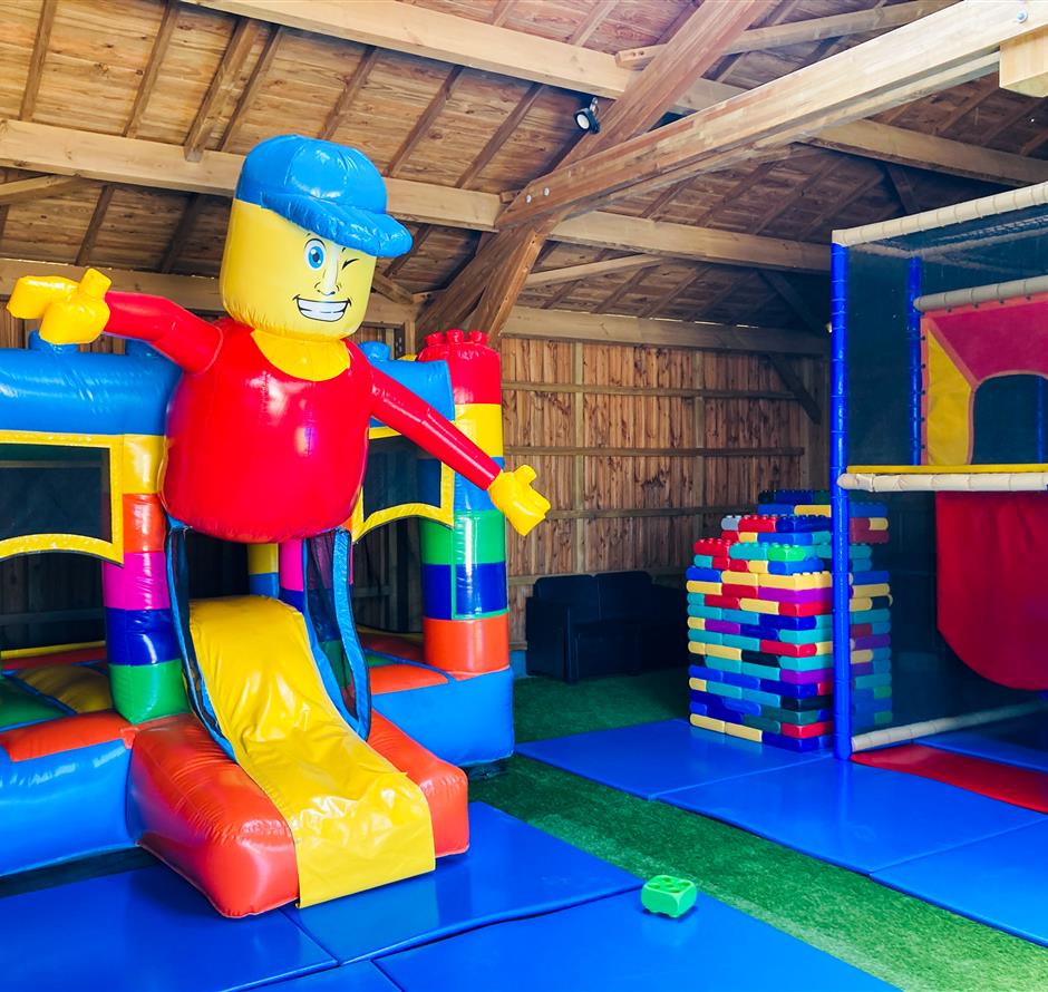 Campingplatz La Pomme de Pin Spielzimmer - Camping pomme de pin